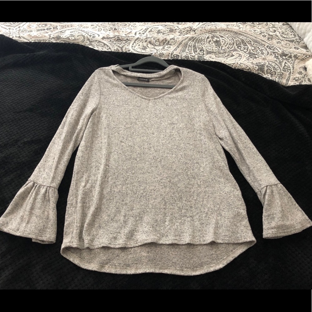 Grey sweater - Picture 3 of 3